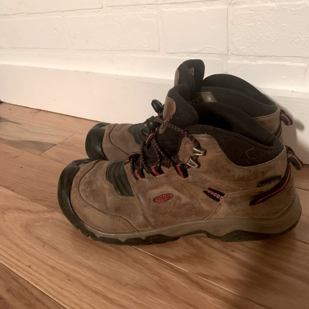 Keen Hiking Boots